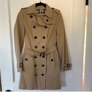 Burberry Sandringham Trench Coat
